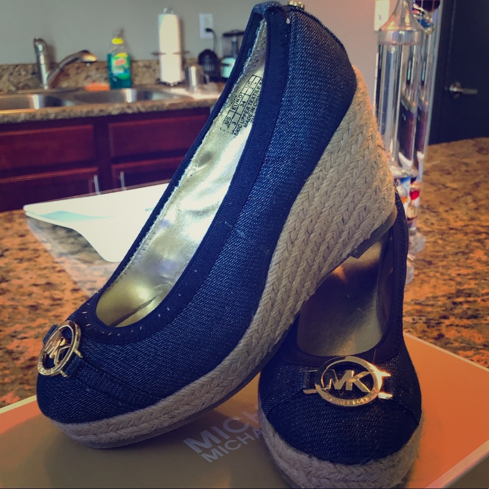 Girls wedge shoes